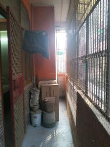 Bedroom One Image of 1000 Sq.ft 2 BHK Apartment / Flat for sale in Dilshad Garden New Delhi for Rs. 4800000