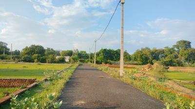 Image of 1000 Sq.ft Residential Plot / Land for sale in Sarojini Nagar, Lucknow for Rs. 1550000