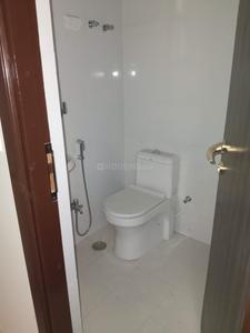 Bathroom Image of 2630 Sq.ft 4 BHK Apartment / Flat for sale in Gomti Nagar Extension Lucknow for Rs. 26500000