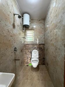 Bathroom Image of 1350 Sq.ft 2 BHK Builder Floor for rent in HSR Layout Bengaluru for Rs. 53000