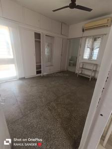Bedroom Image of 900 Sq.ft 2 BHK Builder Floor for rent in Sheikh Sarai New Delhi for Rs. 45000