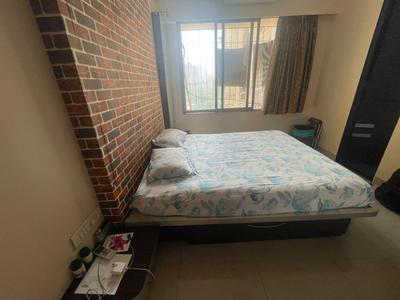 Bedroom Image of 945 Sq.ft 2 BHK Apartment / Flat for rent in Supreme Lake Homes, Powai Mumbai for Rs. 80000