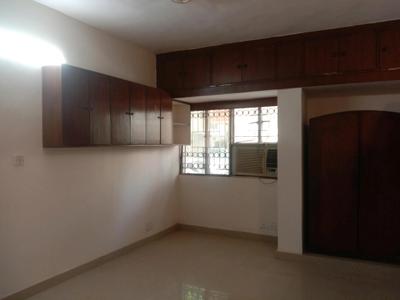 Bedroom Image of 2000 Sq.ft 3 BHK Apartment / Flat for rent in DDA Flats Vasant Kunj, Vasant Kunj New Delhi for Rs. 71000