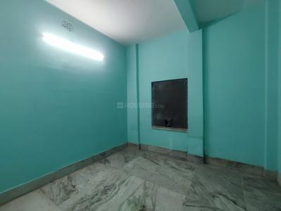Bedroom Image of 600 Sq.ft 2 BHK Independent House for rent in Keshtopur Kolkata for Rs. 8500