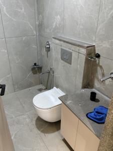 Common Bathroom Image of 1600 Sq.ft 3 BHK Apartment / Flat for sale in Anand Paramount, Motera Ahmedabad for Rs. 15000000