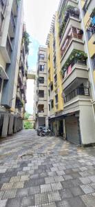 Building Image of 1050 Sq.ft 2 BHK Apartment / Flat for rent in Betop Madhumalancha Block C And Block G, Airport Gate No. 3 Kolkata for Rs. 16000