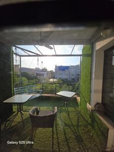 Balcony Image of 2100 Sq.ft 3 BHK Penthouse for rent in Race Course Vadodara for Rs. 50000