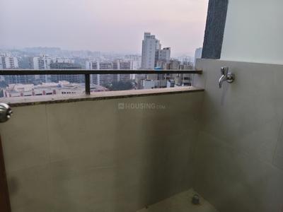 Balcony Image of 1020 Sq.ft 2 BHK Apartment / Flat for rent in Amanora Ascent Towers, Hadapsar Pune for Rs. 45000