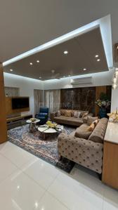 3.5 BHK Flat