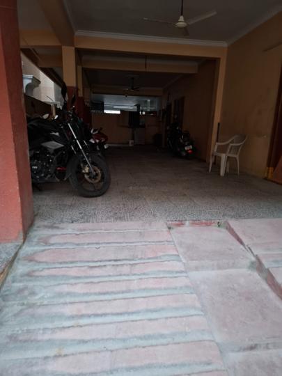 Manikonda Main Image 1