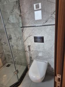 Bathroom Image of 2400 Sq.ft 3 BHK Builder Floor for sale in Trehan Luxury Floor 63, Kadarpur Gurgaon for Rs. 30000000