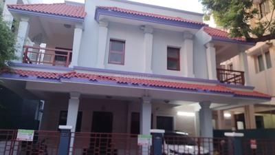 Image of 2200 Sq.ft 4 BHK Duplex for rent in Velachery, Chennai for Rs. 58000