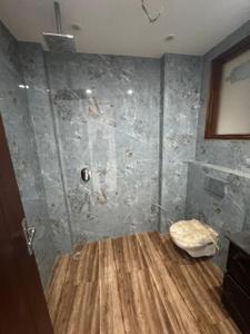 Bathroom Image of 850 Sq.ft 2 BHK Builder Floor for sale in Paschim Vihar New Delhi for Rs. 14000000