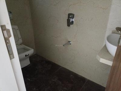 Image of 800 Sq.ft 2 BHK Apartment / Flat for sale in Malad West, Mumbai for Rs. 18000000