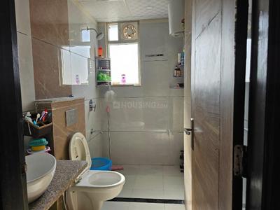 Bathroom Image of 1350 Sq.ft 3 BHK Apartment / Flat for sale in Mansarovar Jaipur for Rs. 7500000