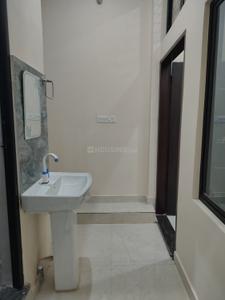 Bathroom Image of 2400 Sq.ft 2 BHK Independent House for rent in Deokali Ayodhya for Rs. 12000