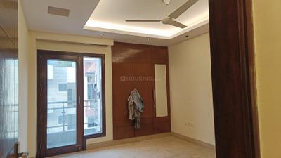 Bedroom Image of 2000 Sq.ft 3 BHK Builder Floor for rent in Greater Kailash I New Delhi for Rs. 120000