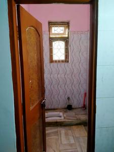 Bathroom Image of 1400 Sq.ft 2 BHK Builder Floor for rent in Bariatu Housing Colony Ranchi for Rs. 15000