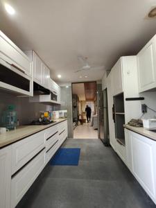 Kitchen Image of 5100 Sq.ft 4 BHK Builder Floor for rent in DLF Phase 4 Gurgaon for Rs. 140000