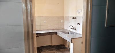 Kitchen Image of 966 Sq.ft 2 BHK Apartment / Flat for rent in Phase 2 Noida for Rs. 20000