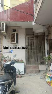 Image of 375 Sq.ft 1 BHK Builder Floor for sale in Sector 4 Rohini, New Delhi for Rs. 3500000