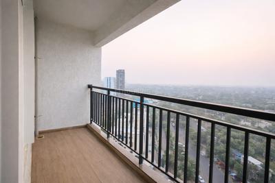 Balcony Image of 1100 Sq.ft 2 BHK Apartment / Flat for sale in L And T Seawoods Residences Phase I, Seawoods Navi Mumbai for Rs. 27000000