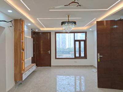 Living Room Image of 1700 Sq.ft 4 BHK Apartment / Flat for sale in JMD Diamond Residency, Sector 73 Noida for Rs. 8000000
