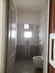 Bathroom Image of 2300 Sq.ft 3 BHK Duplex for rent in Pallikaranai Chennai for Rs. 35000