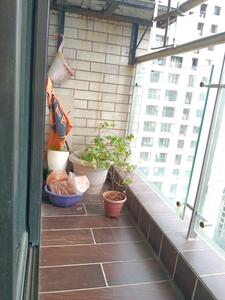 Living Room Image of 1498 Sq.ft 3 BHK Apartment / Flat for sale in Dosti Vihar, Thane West Thane for Rs. 30500000