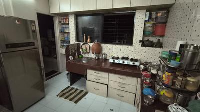 Kitchen Image of 900 Sq.ft 2 BHK Apartment / Flat for rent in Warje Pune for Rs. 30000