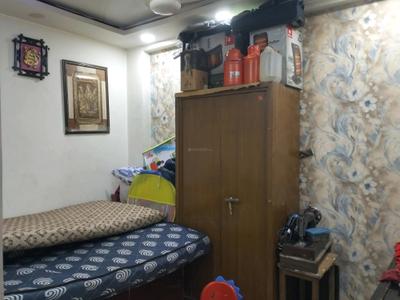 Bedroom Image of 950 Sq.ft 3 BHK Builder Floor for sale in Laxmi Nagar New Delhi for Rs. 9700000