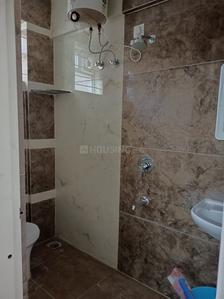 Bathroom Image of 600 Sq.ft 1 BHK Apartment / Flat for rent in Kadugodi Bengaluru for Rs. 26000
