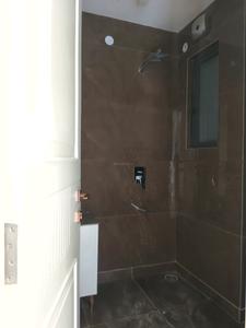 Common Bathroom Image of 2200 Sq.ft 5 BHK Builder Floor for sale in Nikunj Ultra Luxury Floors, Indirapuram Ghaziabad for Rs. 36000000
