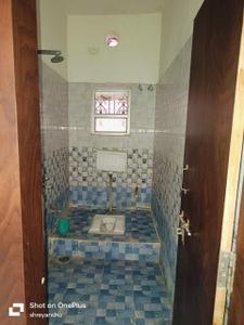 Bathroom Image of 1400 Sq.ft 2 BHK Independent House for rent in Pundag Ranchi for Rs. 9000