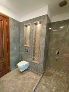 Bathroom Image of 2700 Sq.ft 3 BHK Builder Floor for sale in Navjeevan Vihar New Delhi for Rs. 105000000