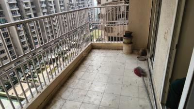 Balcony Image of 1050 Sq.ft 2 BHK Apartment / Flat for rent in Zeta I Greater Noida for Rs. 22000