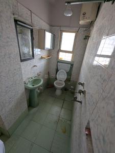 Bathroom Image of 2200 Sq.ft 4 BHK Apartment / Flat for sale in Bangur Avenue Kolkata for Rs. 12400000