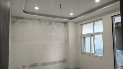 Bedroom Image of 1050 Sq.ft 3 BHK Builder Floor for sale in Mayur Vihar Phase 1 New Delhi for Rs. 12200000