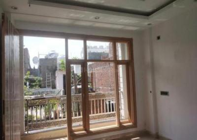 Bedroom Image of 700 Sq.ft 2 BHK Builder Floor for sale in Govindpuri New Delhi for Rs. 5500000