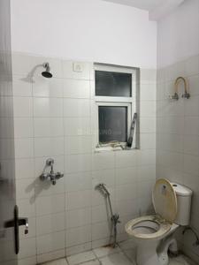 Bathroom Image of 1520 Sq.ft 4 BHK Apartment / Flat for rent in BPTP Park Elite Floors, Sector 85 Faridabad for Rs. 30000