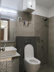 Common Bathroom Image of 1675 Sq.ft 3 BHK Apartment / Flat for sale in ATS Nobility, Noida Extension Greater Noida for Rs. 23500000