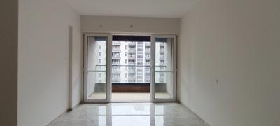 Bedroom Image of 1100 Sq.ft 2 BHK Apartment / Flat for rent in Majestique Marbella, Kharadi Pune for Rs. 36000