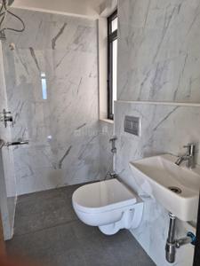 Bathroom Image of 1050 Sq.ft 2 BHK Apartment / Flat for sale in Kanakia Hollywood, Andheri West Mumbai for Rs. 34000000