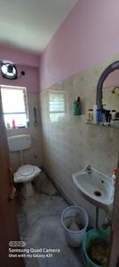 Bathroom Image of 700 Sq.ft 2 BHK Apartment / Flat for sale in Jadavpur Kolkata for Rs. 2550000
