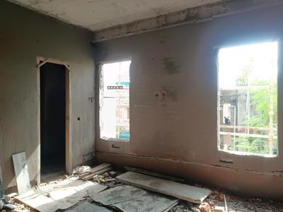 Bedroom Image of 2450 Sq.ft 4 BHK Builder Floor for sale in Sector 23 Rohini New Delhi for Rs. 34400000