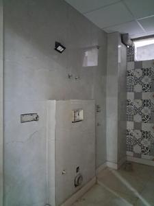 Common Bathroom Image of 1350 Sq.ft 3 BHK Apartment / Flat for sale in Capital Hometech Pride 2, Sector 73 Noida for Rs. 5400000