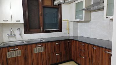 Kitchen Image of 1600 Sq.ft 3 BHK Builder Floor for rent in Kailash Colony New Delhi for Rs. 80000