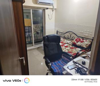 Bedroom Image of 585 Sq.ft 2 BHK Apartment / Flat for sale in Rosa Gardenia, Kasarvadavali Thane for Rs. 10500000