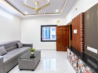 Hall Image of 650 Sq.ft 1 BHK Apartment / Flat for rent in Kondapur Hyderabad for Rs. 25000