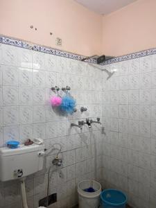 Bathroom Image of 200 Sq.ft 2 BHK Independent House for rent in Mansarovar Jaipur for Rs. 7000